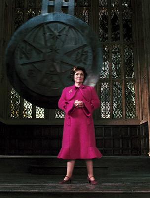 20070717230132-staunton2-harrypotter5-gal.jpg
